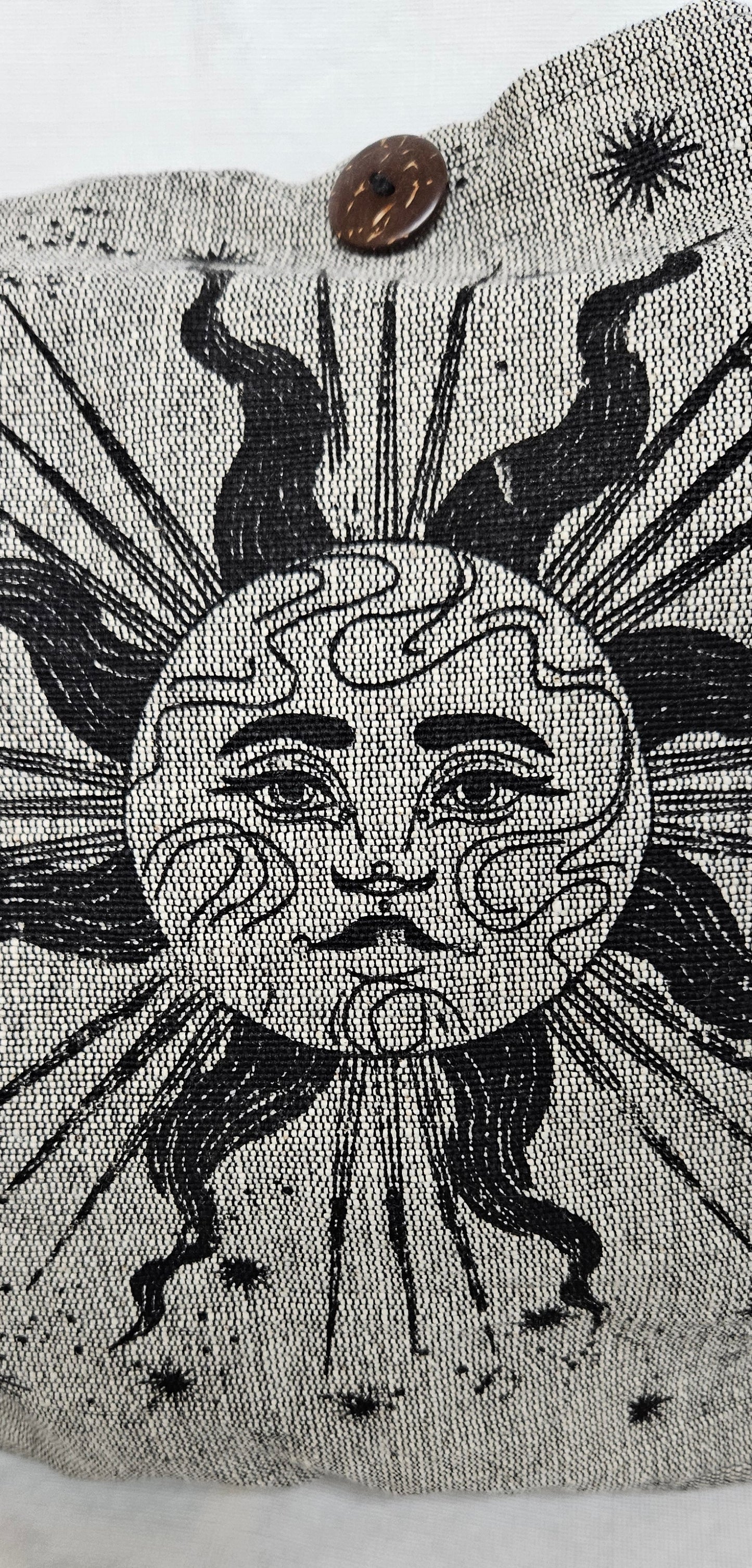 Large Hobo Style Purse/Bag With Large Sun on The Front