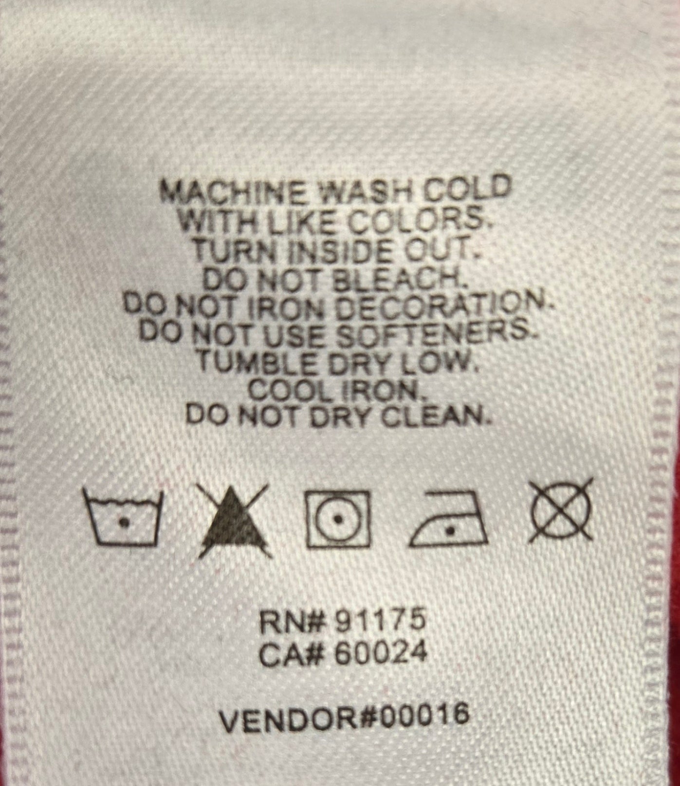 FILA Men’s Colorblock Logo Sweatshirt – Navy/White/Red Long Sleeve Pullover