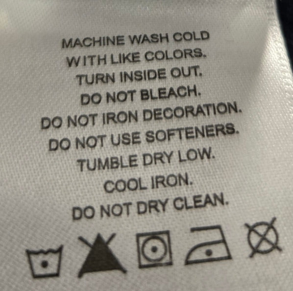 FILA Men’s Graphic Logo Hoodie – White/Navy Colorblock Pullover with Sleeve Print