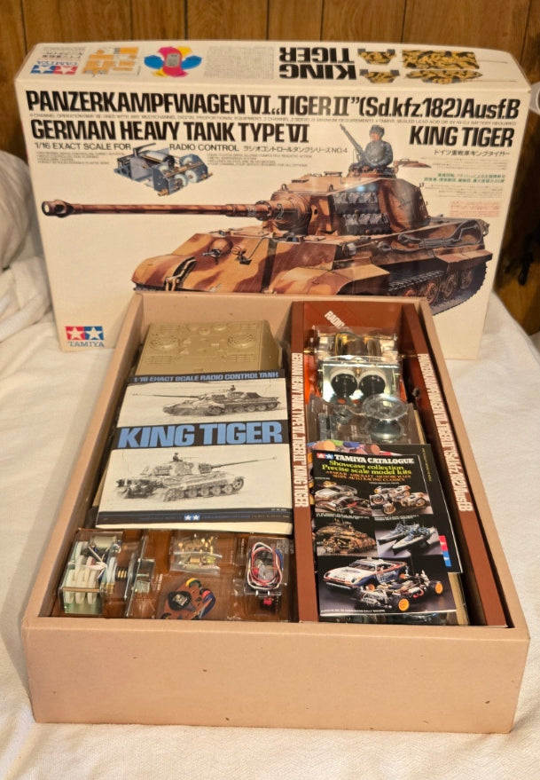 TAMIYA 1/16 German Heavy Tank King Tiger Radio Controlled RC