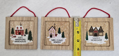 Wooden Christmas Plaques – Santa, Mrs. Claus, Gift Wrap Decor (3 Styles)