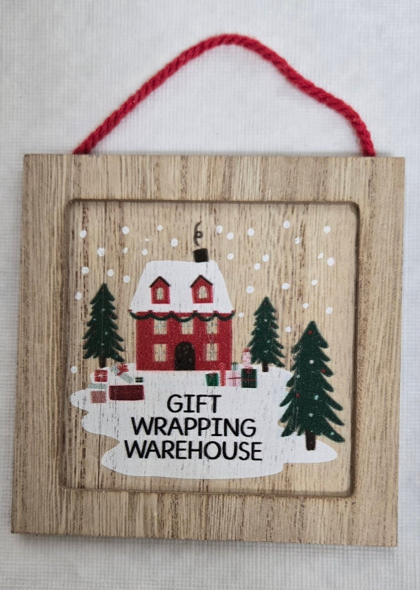 Wooden Christmas Plaques – Santa, Mrs. Claus, Gift Wrap Decor (3 Styles)